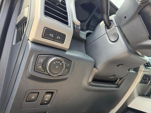 Photo of 2022 Star White Metallic Tri-Coat Ford F-350