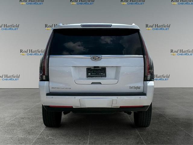 Photo of 2019 Crystal White Tricoat Cadillac Escalade