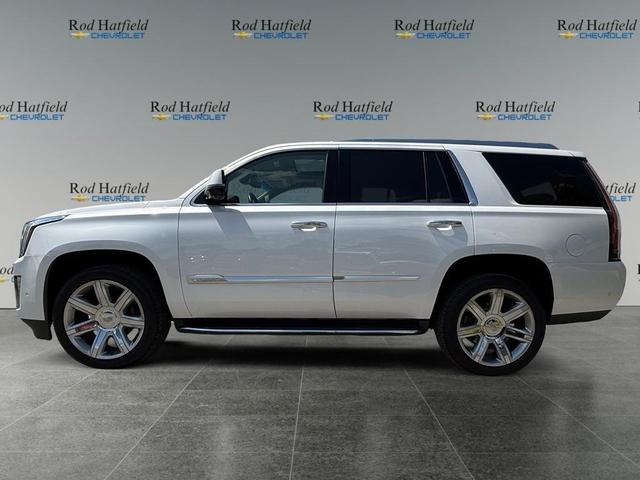 Photo of 2019 Crystal White Tricoat Cadillac Escalade