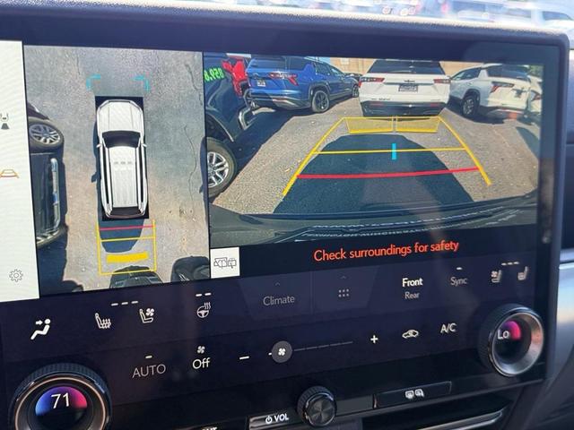 Photo of 2025 Gray Lexus GX 550