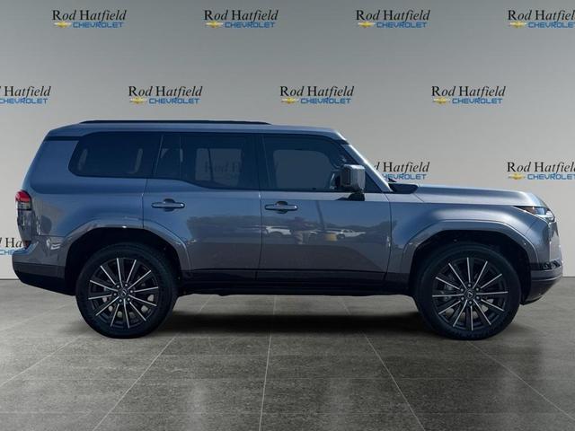Photo of 2025 Gray Lexus GX 550