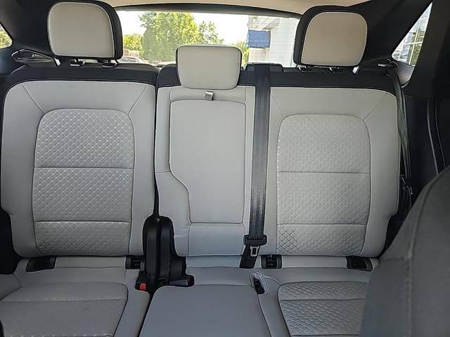 Photo of 2024 Carbonized Gray Metallic Ford Escape
