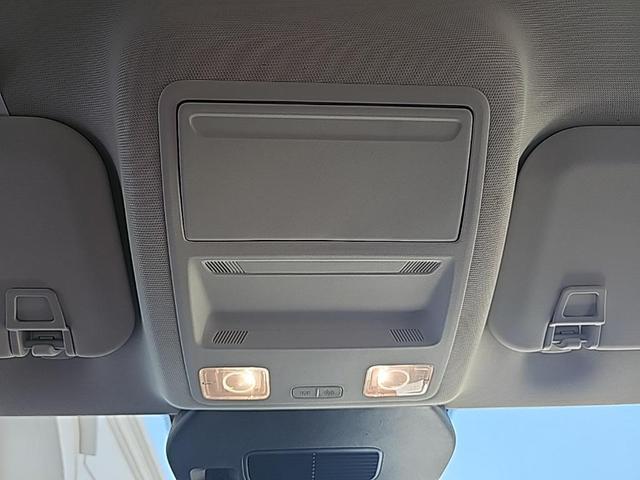 Photo of 2024 Carbonized Gray Metallic Ford Escape