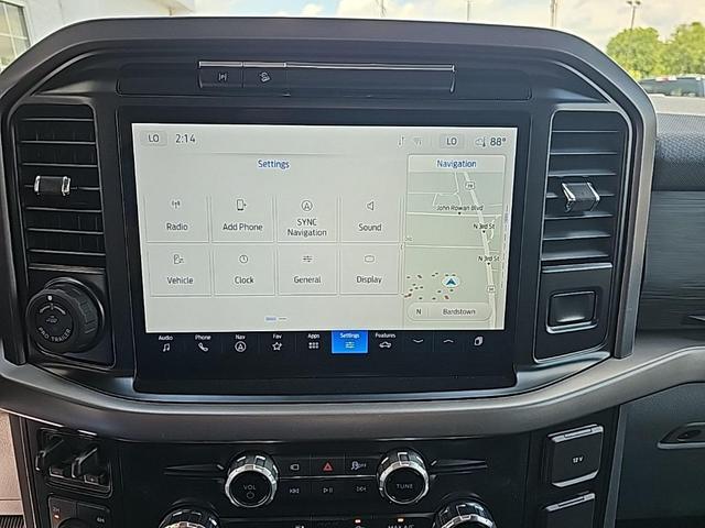 Photo of 2025 Oxford White Ford F-150