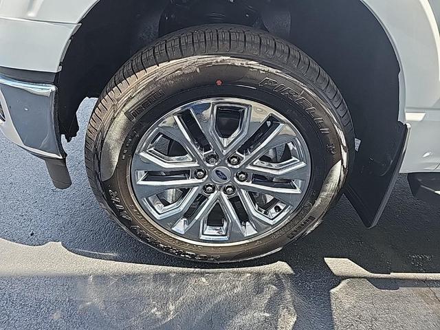 Photo of 2025 Oxford White Ford F-150