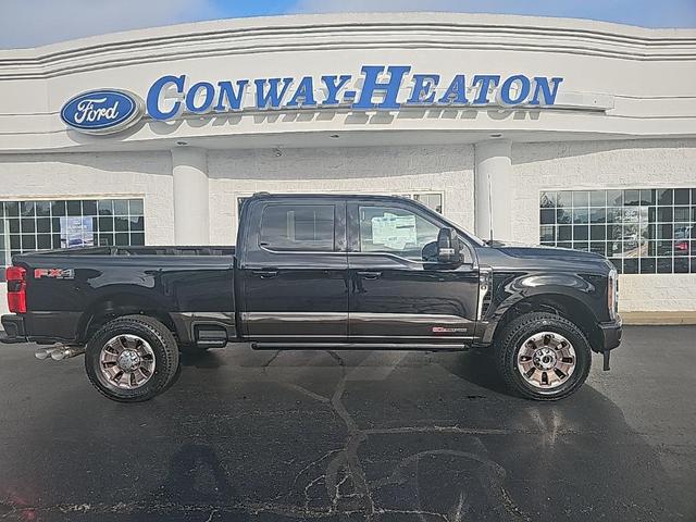 Photo of 2025 Agate Black Metallic Ford F-350