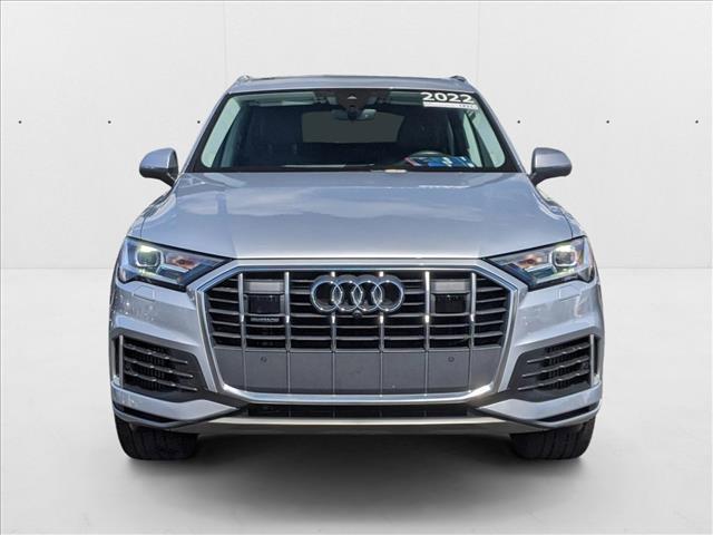 Photo of 2022 Florett Silver Metallic Audi Q7