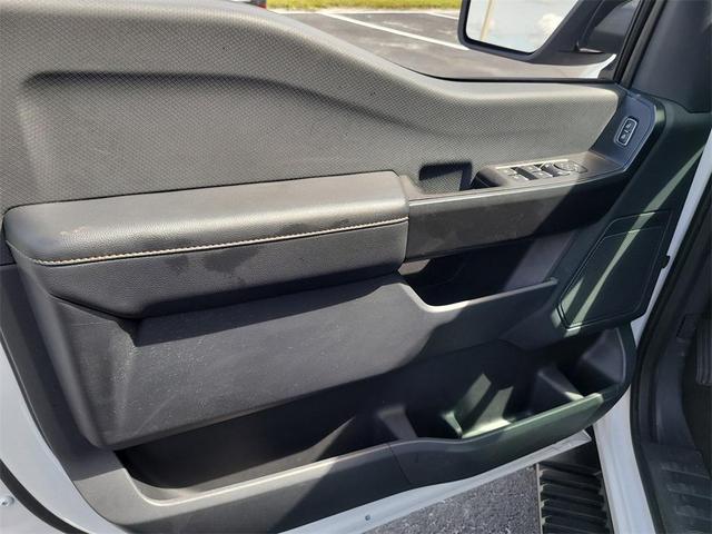 Photo of 2022 Oxford White Ford F-150