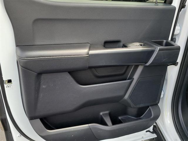 Photo of 2022 Oxford White Ford F-150
