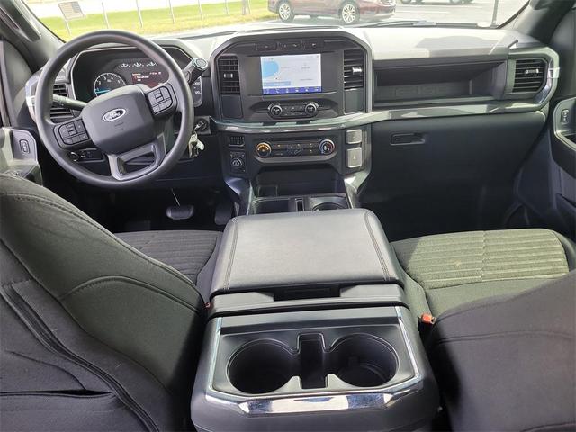 Photo of 2022 Oxford White Ford F-150