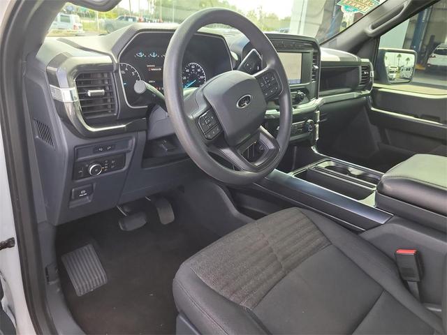 Photo of 2022 Oxford White Ford F-150