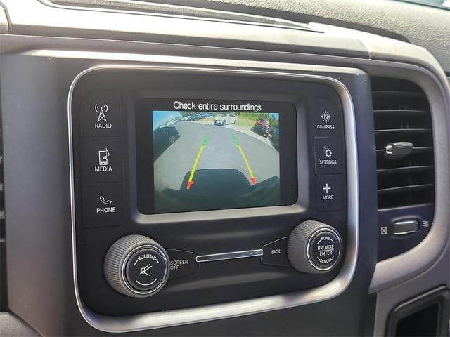 Photo of 2018 Brilliant Black Crystal Pearlcoat RAM 1500