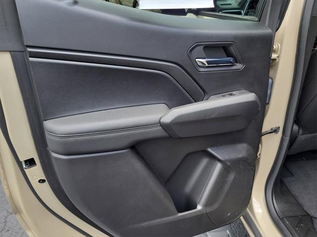 Photo of 2023 Desert Sand Metallic GMC Canyon