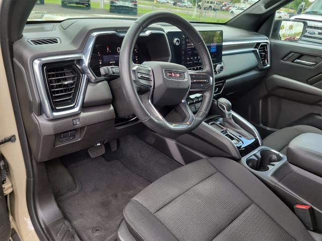 Photo of 2023 Desert Sand Metallic GMC Canyon