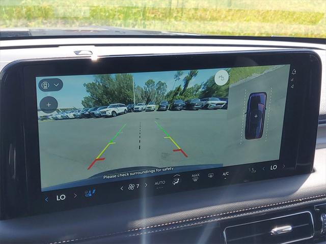 Photo of 2025 Infinite Black Metallic Clearcoat Lincoln Aviator