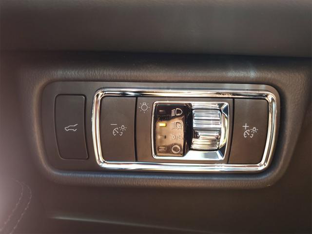 Photo of 2025 Infinite Black Metallic Clearcoat Lincoln Aviator