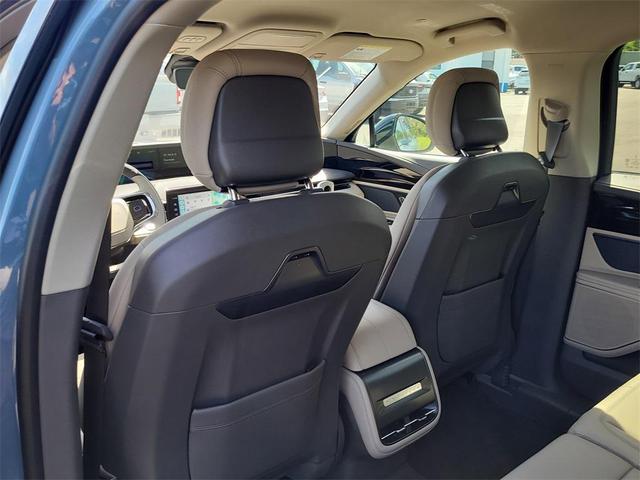 Photo of 2025 Whisper Blue Metallic Clearcoat Lincoln Nautilus