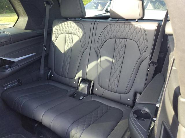 Photo of 2022 Special Order Color BMW X7
