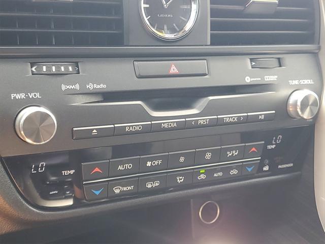 Photo of 2017 Nebula Gray Pearl Lexus RX 350