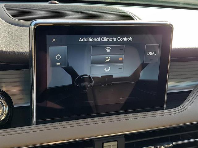 Photo of 2022 Red Carpet Metallic Tinted Clearcoat Lincoln Corsair
