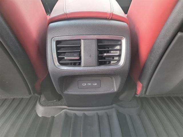 Photo of 2022 Platinum White Pearl Acura RDX
