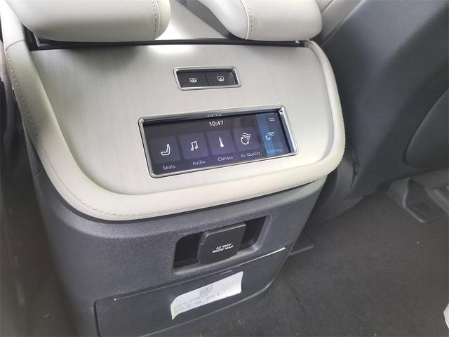 Photo of 2025 Flight Blue Metallic Clearcoat Lincoln Navigator