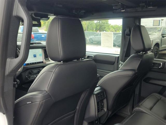 Photo of 2025 Oxford White Ford Bronco