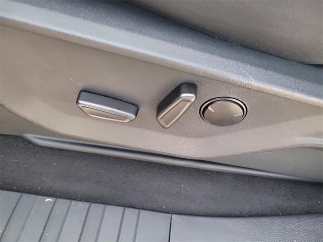 Photo of 2025 Iconic Silver Metallic Ford F-150