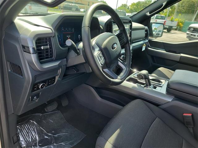 Photo of 2025 Iconic Silver Metallic Ford F-150