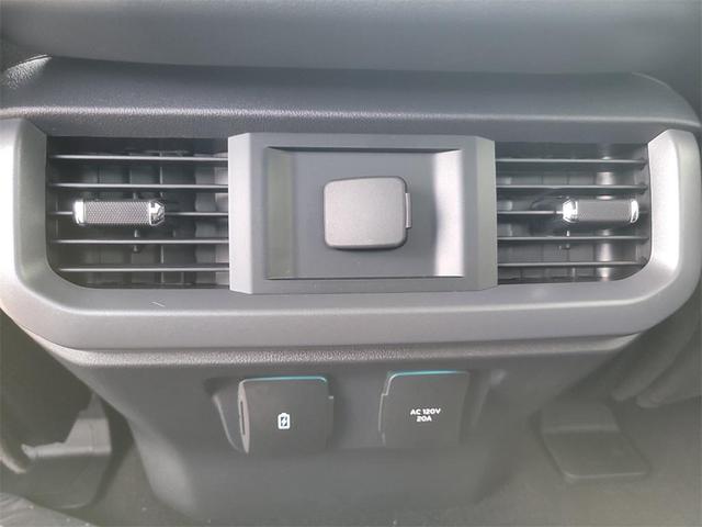 Photo of 2025 Iconic Silver Metallic Ford F-150