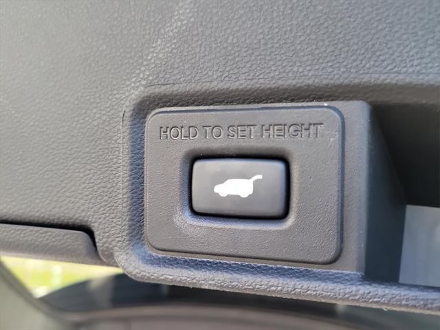 Photo of 2020 Platinum White Pearl Acura RDX