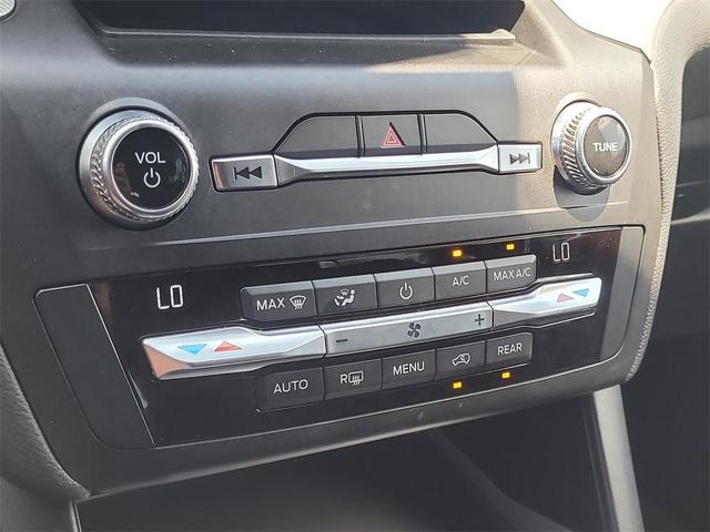 Photo of 2020 Magnetic Metallic Ford Explorer