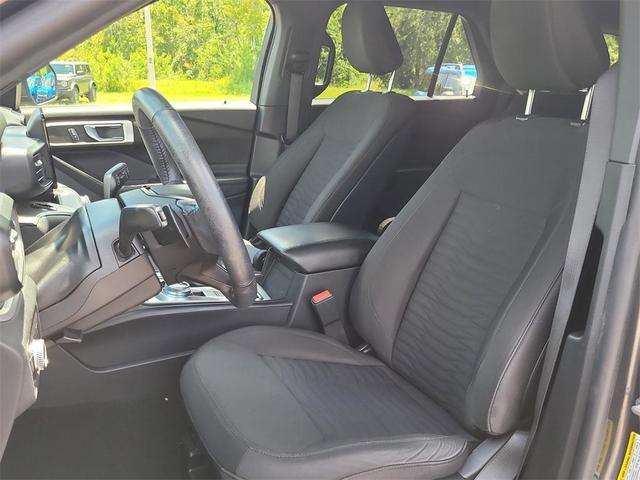 Photo of 2020 Magnetic Metallic Ford Explorer