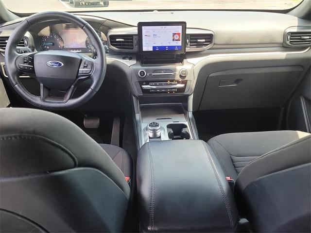 Photo of 2020 Magnetic Metallic Ford Explorer