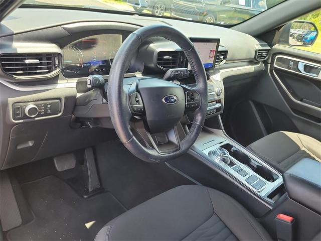 Photo of 2020 Magnetic Metallic Ford Explorer