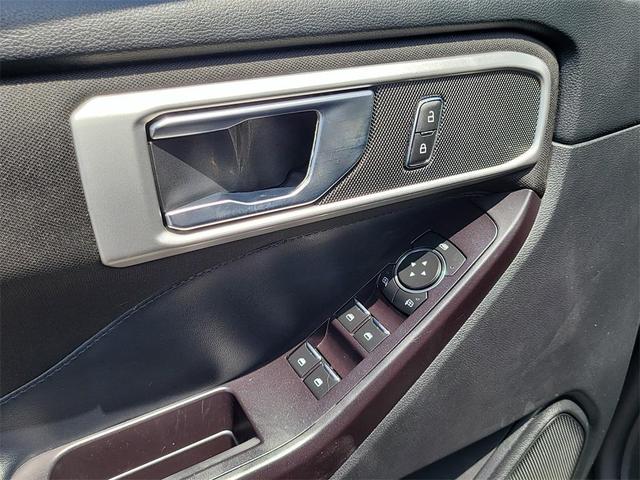 Photo of 2020 Magnetic Metallic Ford Explorer