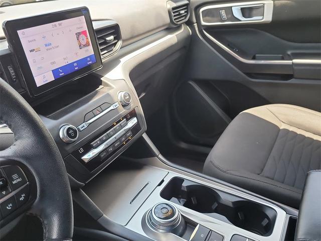 Photo of 2020 Magnetic Metallic Ford Explorer