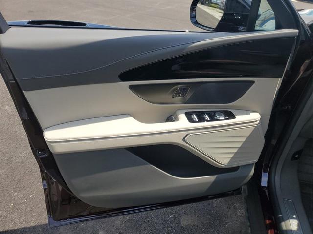 Photo of 2025 Diamond Red Metallic Tinted Clearcoat Lincoln Nautilus