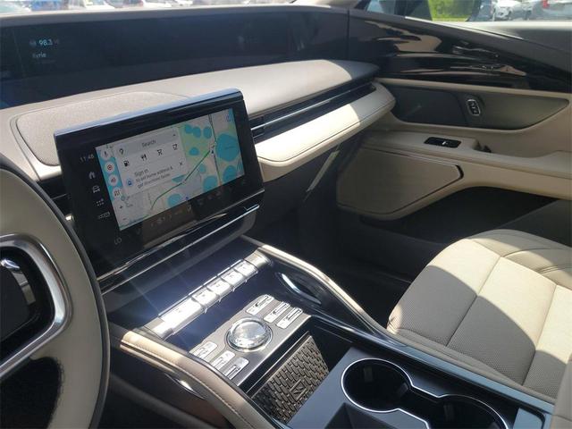 Photo of 2025 Diamond Red Metallic Tinted Clearcoat Lincoln Nautilus