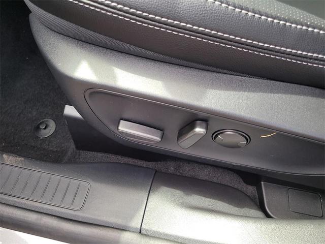 Photo of 2025 Carbonized Gray Metallic Ford Escape PHEV