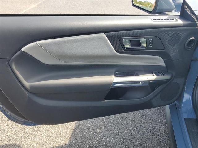 Photo of 2025 Vapor Blue Metallic Ford Mustang