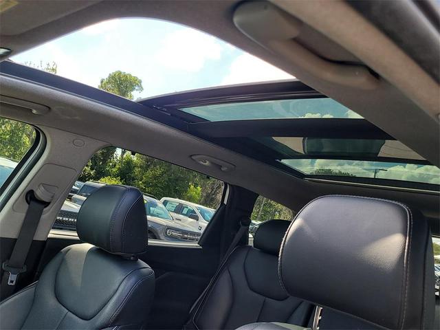 Photo of 2023 Serenity White Pearl Hyundai SANTA FE