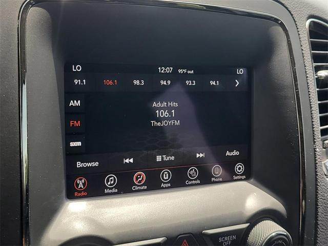 Photo of 2018 Billet Metallic Clearcoat Dodge Durango