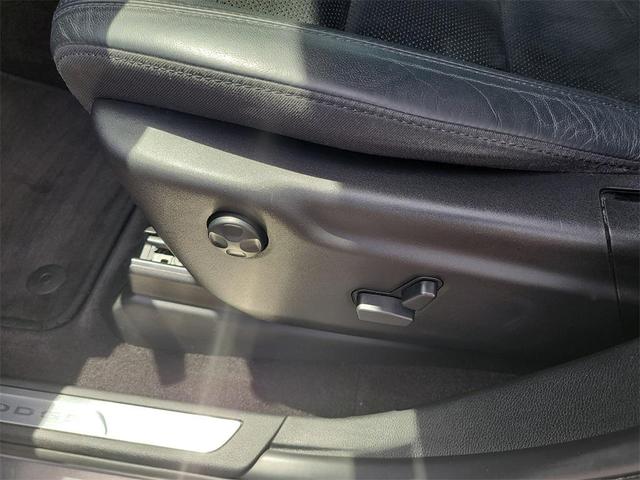 Photo of 2018 Billet Metallic Clearcoat Dodge Durango