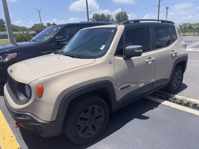Photo of 2017 Mojave Sand Jeep Renegade
