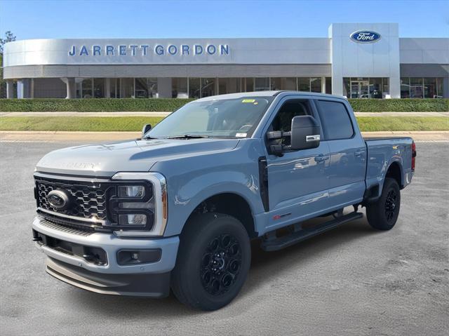 Photo of 2025 Glacier Gray Metallic Tri-Coat Ford F-250