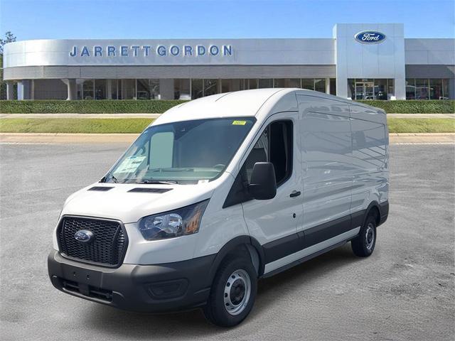 Photo of 2025 Oxford White Ford Transit-250