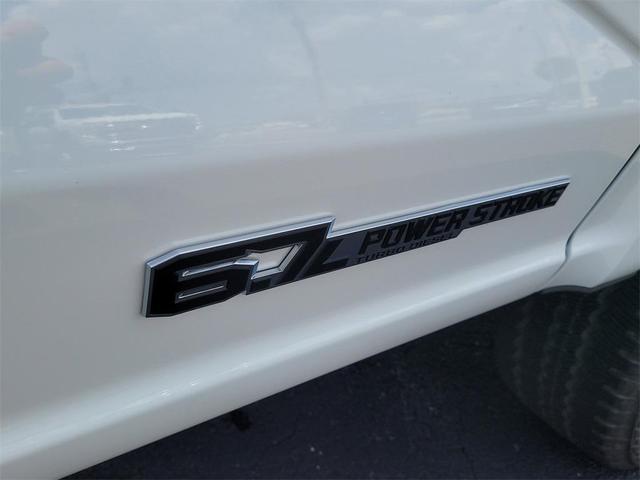 Photo of 2025 Star White Metallic Tri-Coat Ford F-250