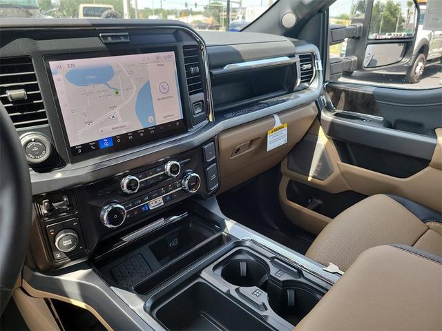 Photo of 2025 Star White Metallic Tri-Coat Ford F-250