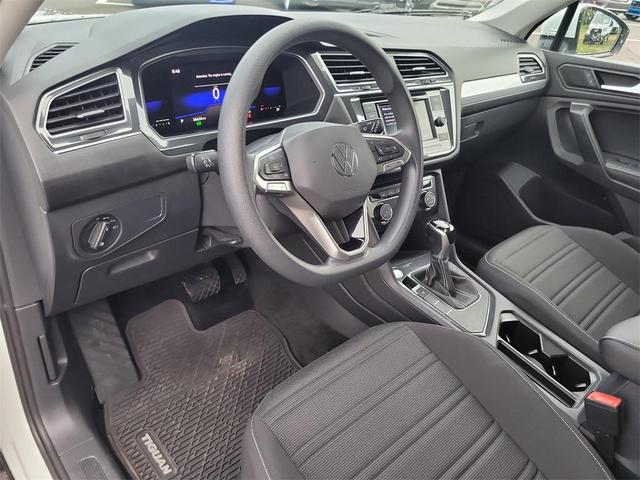 Photo of 2023 Pure White Volkswagen Tiguan